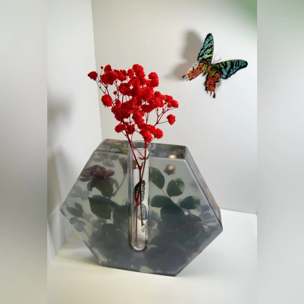 Handmade Natural Dried Flower Resin Vase